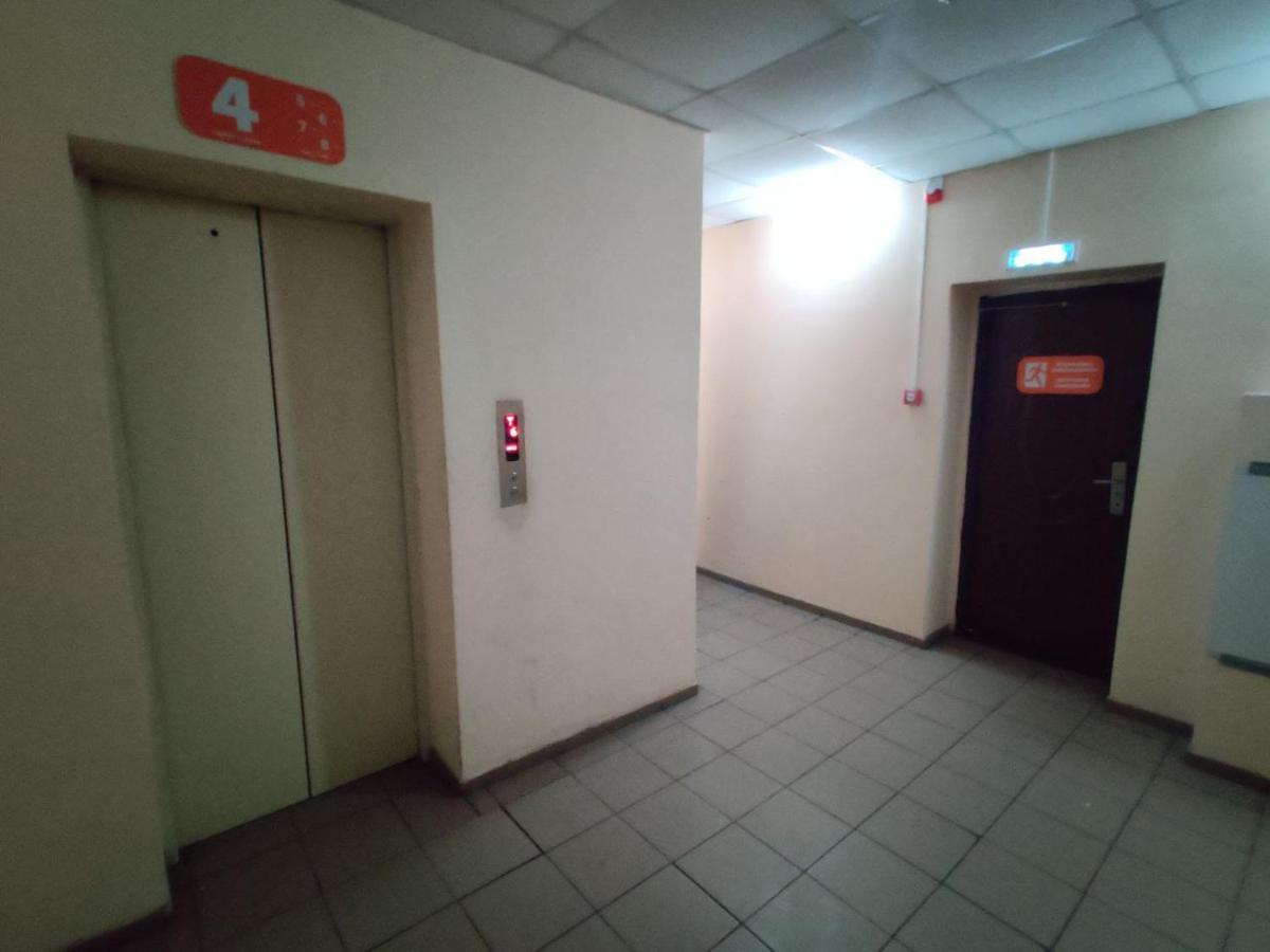 Комната В 4Х Комнатной Квартире Alma-Ata Exteriör bild